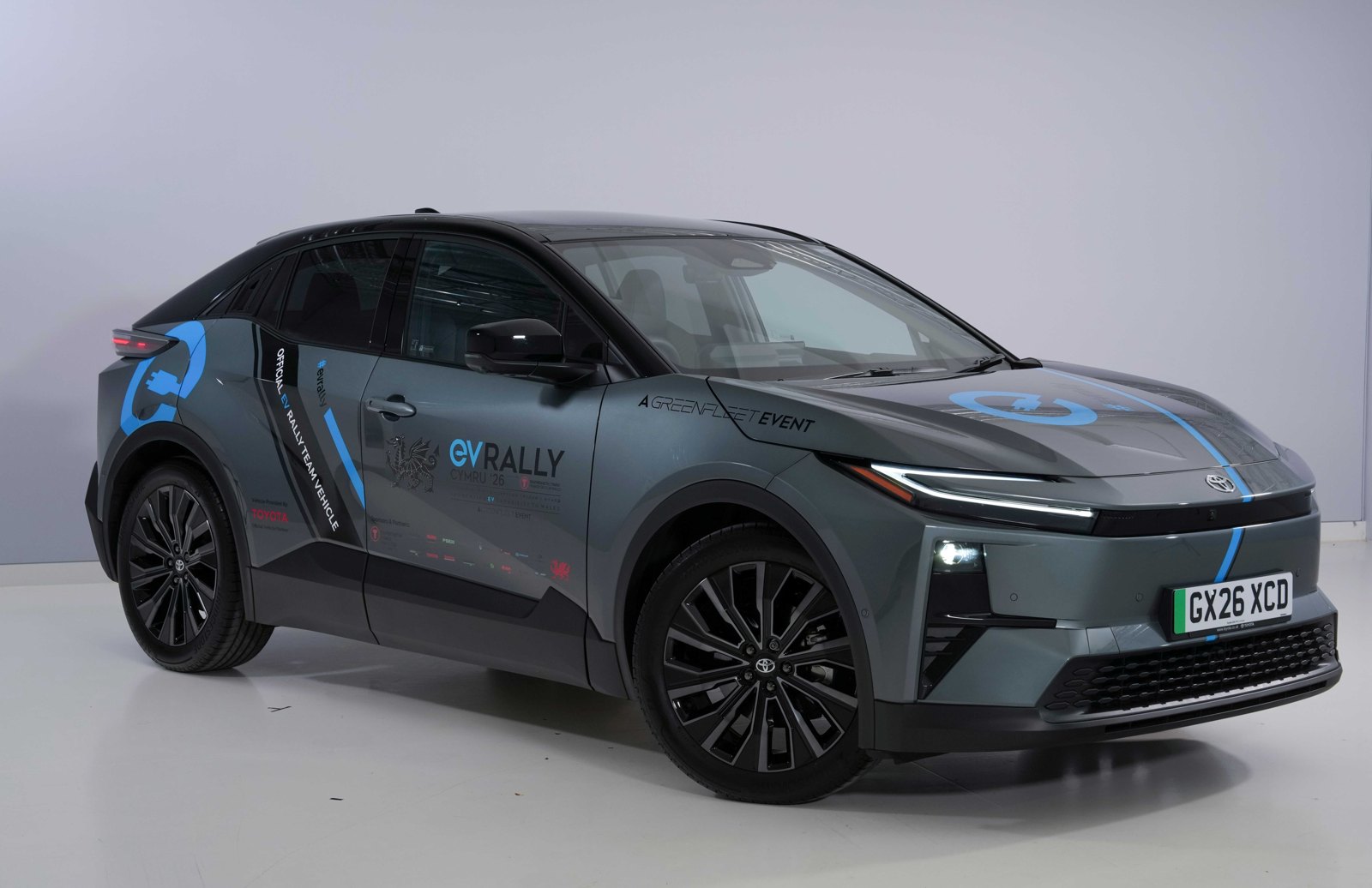 Toyota C-HR+, Galler’deki elektrikli araç rallisinin 620 km’lik rotasında